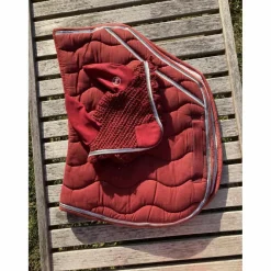 Tapis et bonnet equithème*Equitheme Clearance