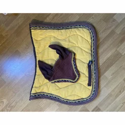 Tapis et bonnet La boîte à Tapis*LBAT La Boite a Tapis Clearance
