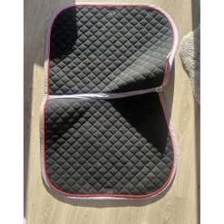 GEM Tapis><noscript><img width=