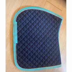 - Marque inconnue - Tapis>Tapis GreenField taille poney en très bonne état