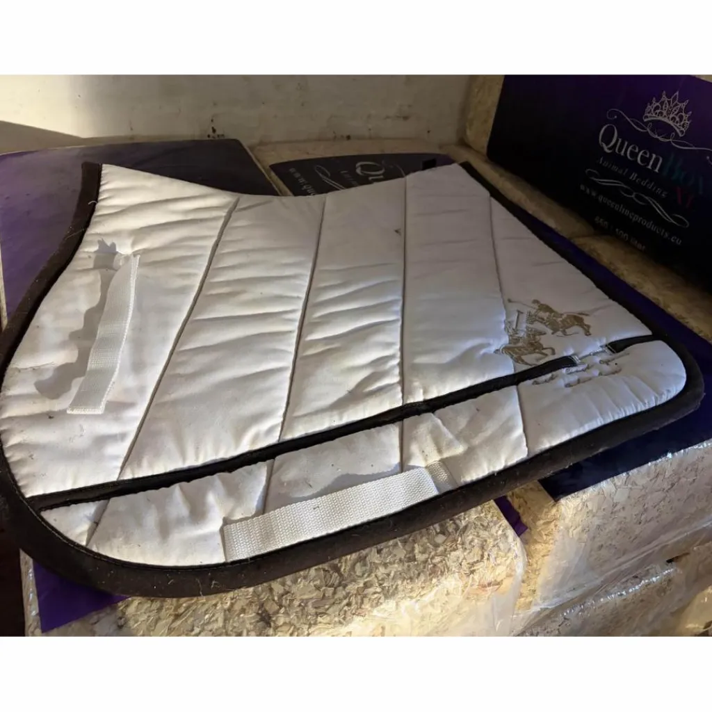 Tapis blanc et marron*HV Polo New