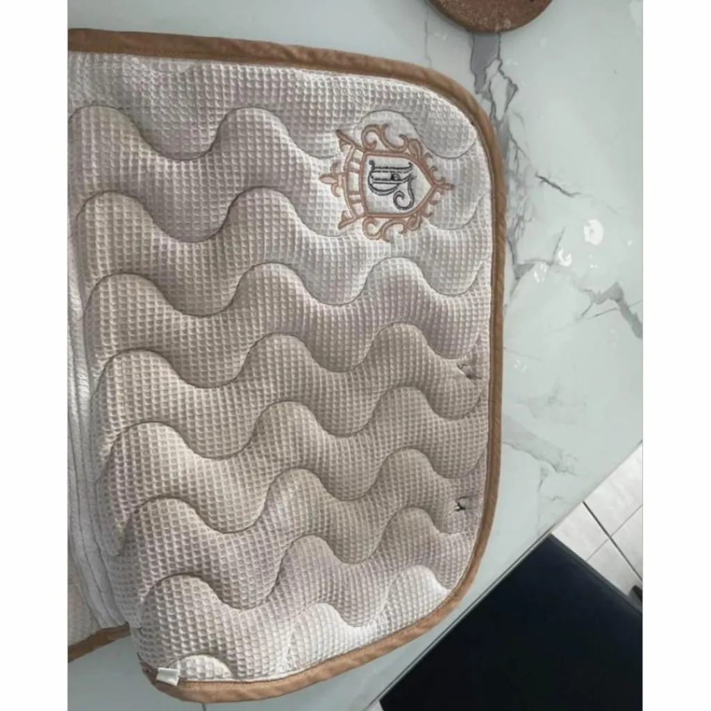 Tapis Pénélope Leprevost cheval*Penelope Leprevost Sale