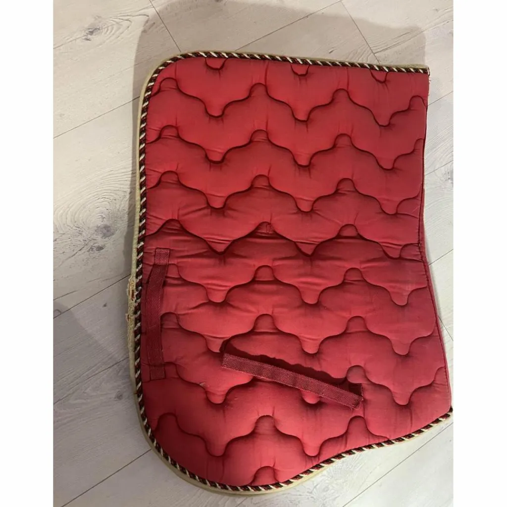 tapis rouge équi-thème*- Marque inconnue - Best
