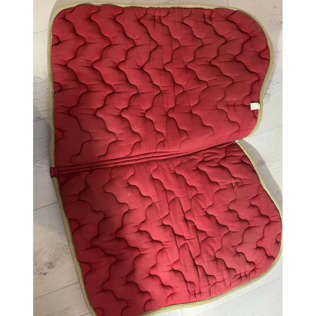 tapis rouge équi-thème*- Marque inconnue - Best