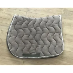 Ensemble Tapis + Bonnet>Tapis+bonnet equitheme beige et gris