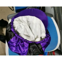 Toque neuve en satin violet/noir* Clearance