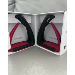 Freejump Etriers>Étriers enfant rouge et noir