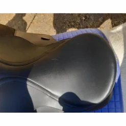 Vend ou échange selle 14 pouces*Wintec Outlet