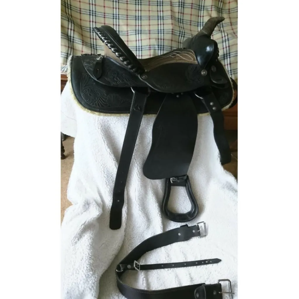 Horze Selles De Western>VEND SELLE WESTERN