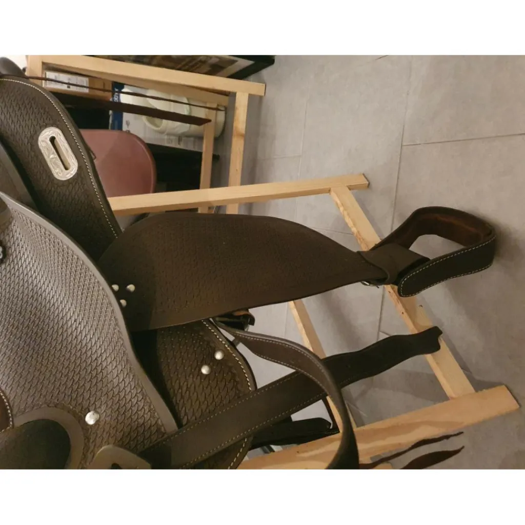 VENDS SELLE WESTERN SYNTHETIQUE*Padd