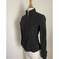 Veste noire taille 36*Fouganza