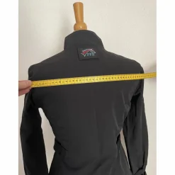 Veste noire taille 36*Fouganza