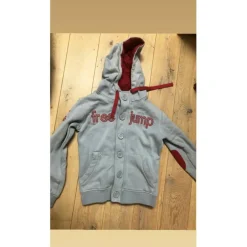 veste plaire légère/ sweat à boutons et capuche* Online