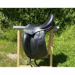 Voltaire Design Selles De Dressage>- Selle Adelaide Noire 18"